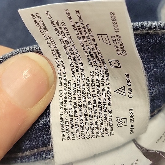 Gloria Vanderbilt 28" Inseam 8.5" Hem 42" Waist Blue Jeans - Picture 8 of 10